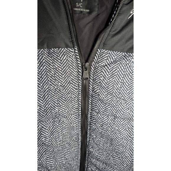 Marc Ecko Cut & Sew Men's Black White Hooded Quilted Vest Sz Small Street Wear - Picture 2 of 7